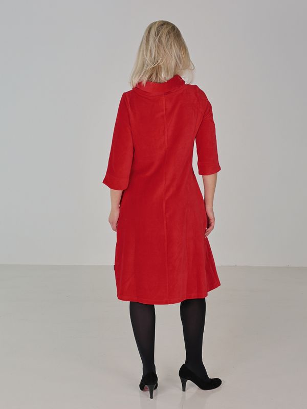 Sanna röd klänning i velur