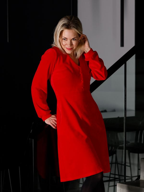 Janka röd velourklänning