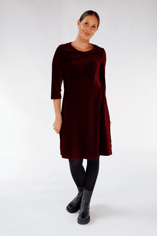 Elli klänning babycord bourdeaux 