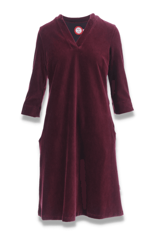 Saga vinröd velourklänning med fickor